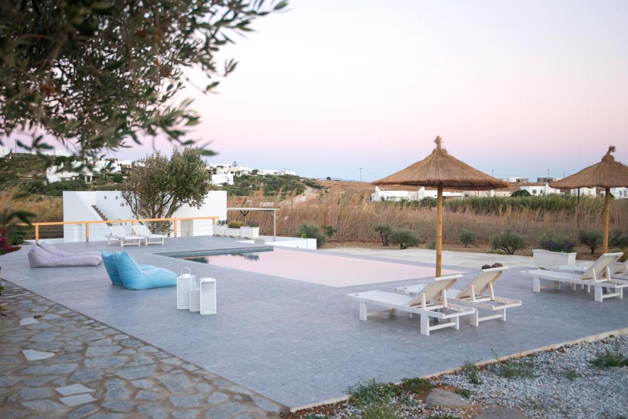 Andria'S Suites Chrisi Akti  Exterior foto
